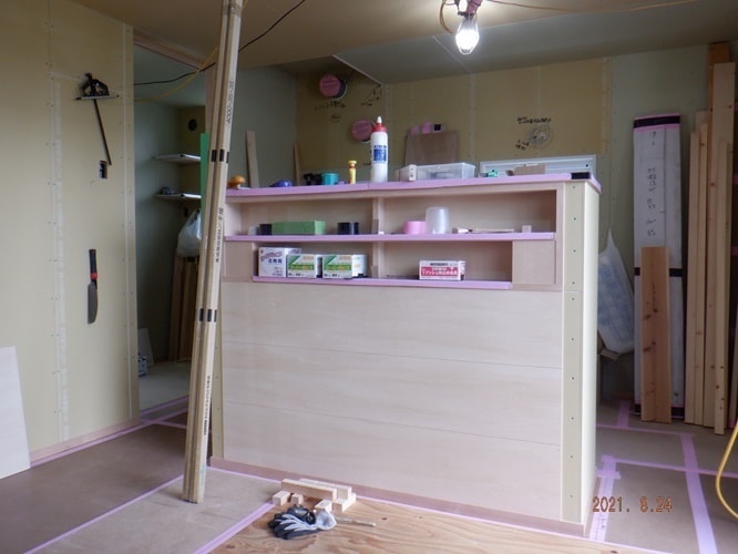 大工造作の家具