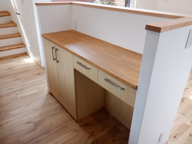 造作家具に建具付